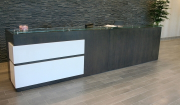 DeskMakers Custom Reception 343